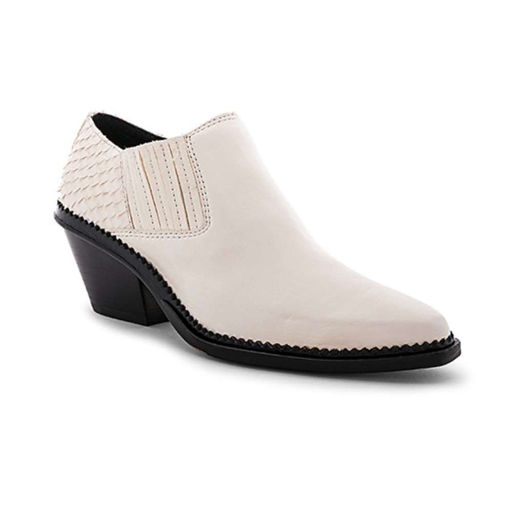 ✨BRAND NEW✨ DOLCE VITA PENY BOOTIES👢👢✨